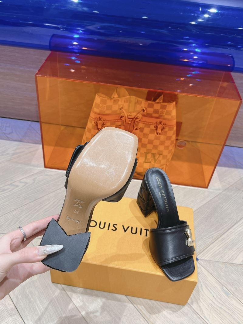 Louis Vuitton Slippers